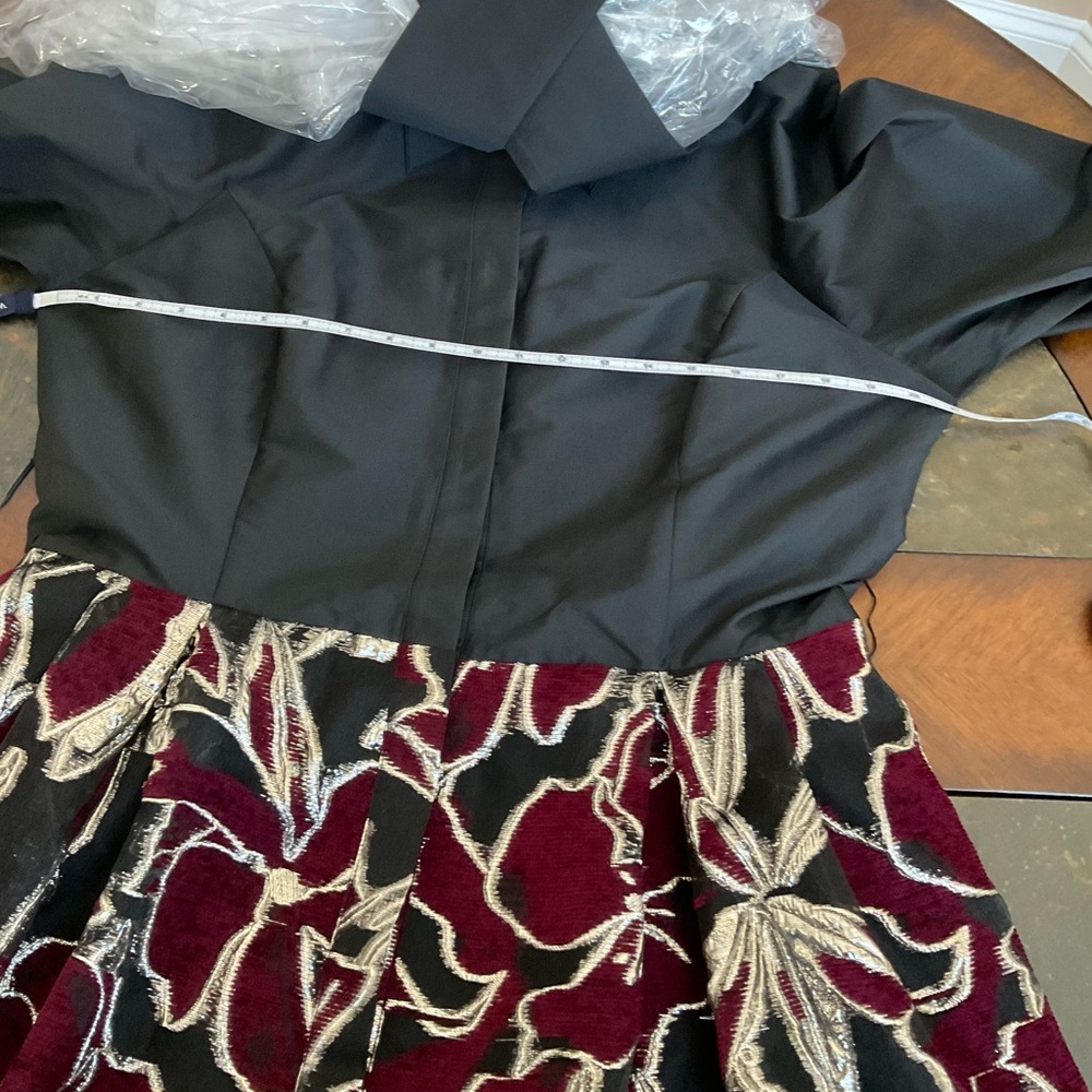 Rickie Freeman for Teri Jon Metallic Jacquard Gown - Picture 7 of 15